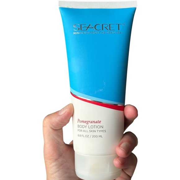 Seacret Minerals From The Dead Sea Pomegranate Body Lotion 6.8 oz - Picture 1 of 3